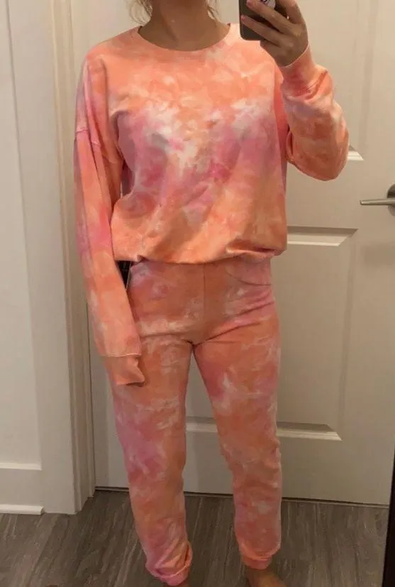 Pink Tie Dye Lounge Top & jogger set. S - Image 4