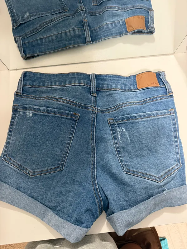 Aeropostale Shorts Midi - Image 4