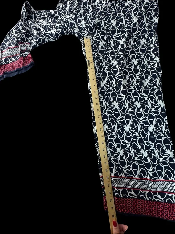 Kaari Blue Navy & White Floral Wide-Leg Pants with Red Hem Trim - Image 4