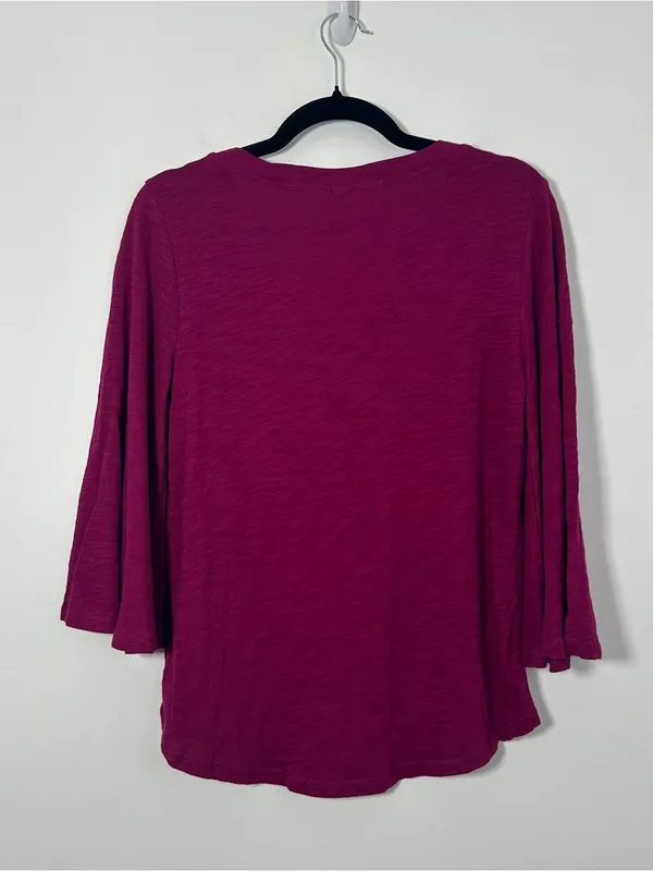 Anthropologie Raspberry Pink V-Neck Bell Sleeve Top Size Small NWT - Image 3