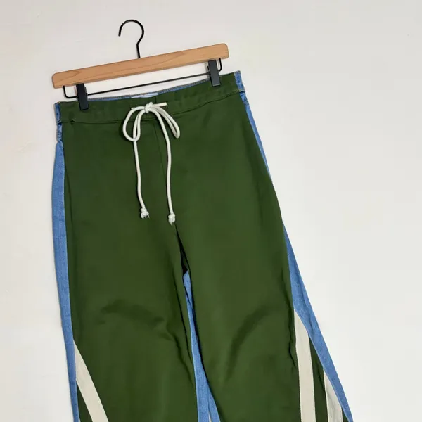 AUSTIN LANDING Sporty Jogger Jeans Green Stripes‎ Denim Back Size 5 Juniors - Image 3