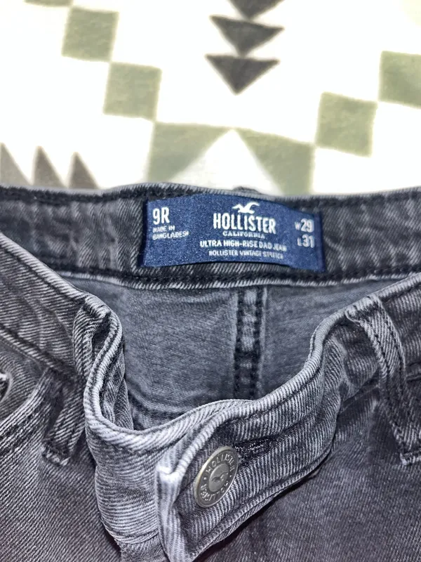 Hollister Jeans High-Rise Dad - Image 2