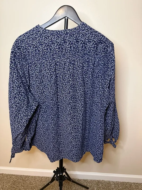 Old Navy Oversized Ditsy Floral Corduroy Top XXL - Image 3