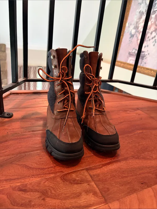 Lauren Ralph Lauren Quinlyn Lace-Up Snow Boots Size 6.5 B - Image 5
