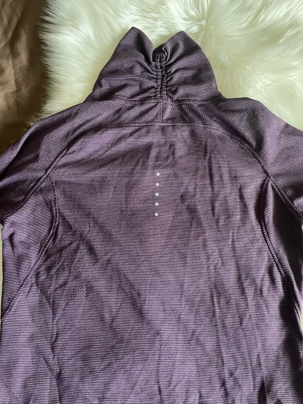 Nike Women's Aeroreact Long Sleeve Training Top Atomic Purple - Image 7