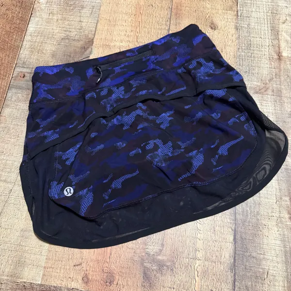 Lululemon Hounds Camo Emperor HottyHot Skort Skirt Sz 2 Run Athletic PocketsMesh - Image 5