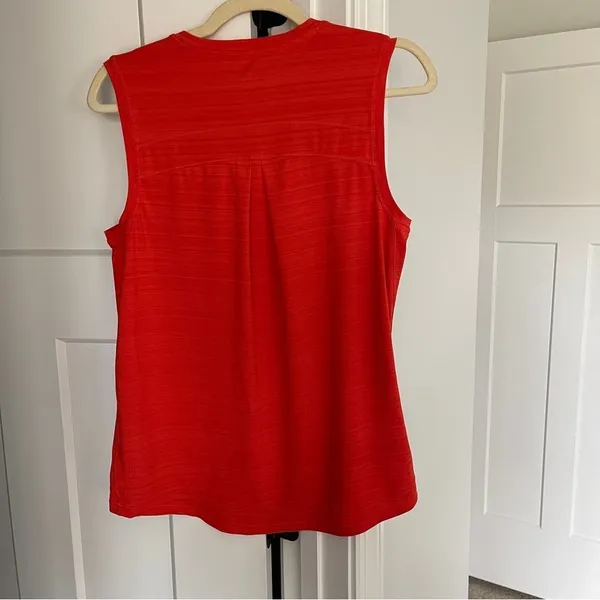 Athleta PACIFICA ILLUME UPF‎ RELAXED TANK sleeveless red workout top - Image 6