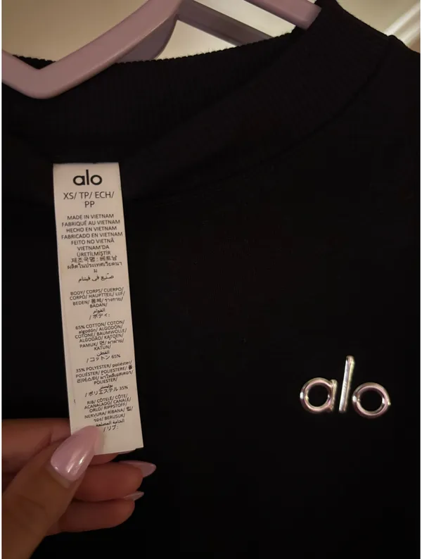 Alo Cropped Accolade Crewneck - Image 5