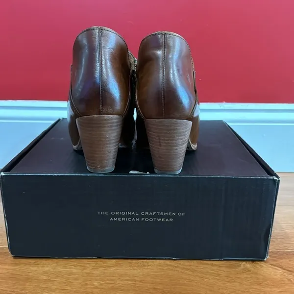 Frye Women's Reed Shootie Ankle Boot‎ Caramel size 9 - Image 2