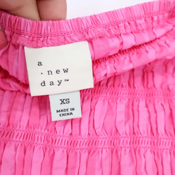A New Day 2-Piece Set Womens XS Smocked Tube Top Striped Shorts Pink Excellent - Image 2