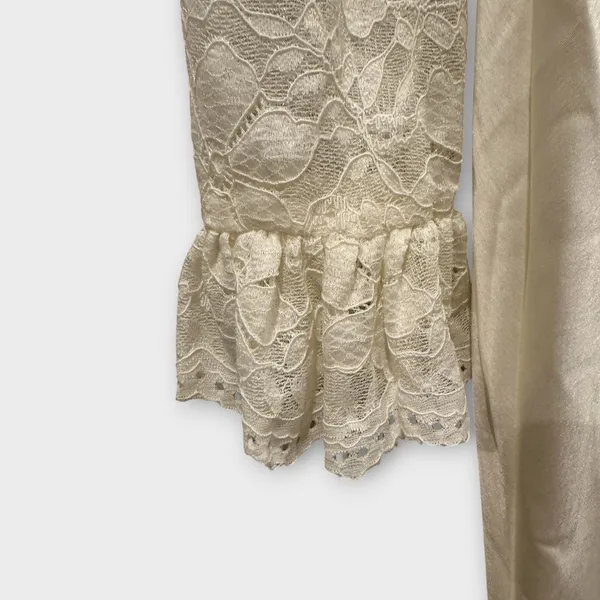 Elliatt Margot Lace Inset Long Sleeve Gown Size Medium - Image 13