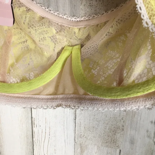 Victoria's Secret Yellow Lace Bralette Bra Sexy Lingerie Top v6x - Image 4