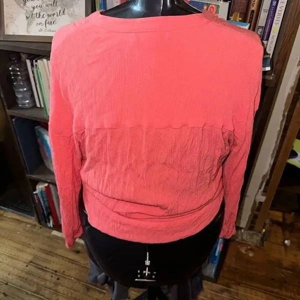 Z Supply S textured tie front coral pink button down beachy top - Image 2