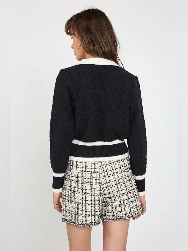 J.ING Black White Contrast Trim Boucle Knit Pearl Button Cardigan Sweater - Image 5