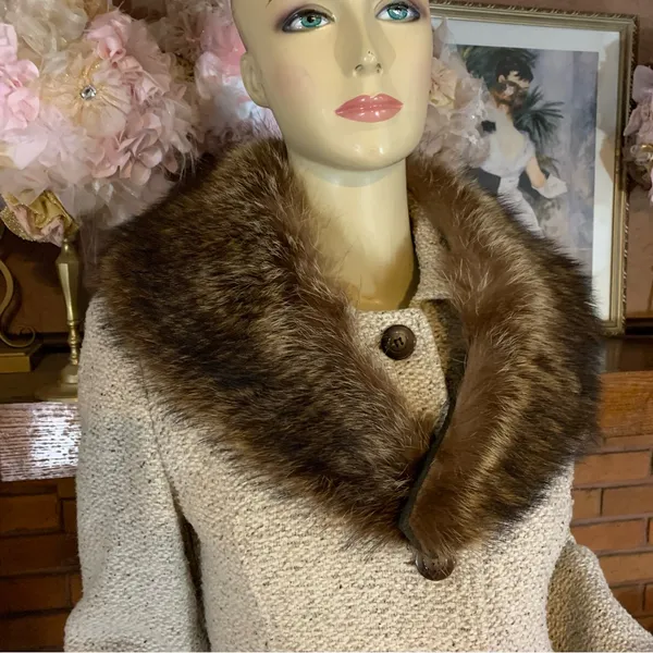Vintage Circa 1980'S J. Marco Beige & Brown Wool & Fox Fur Collar Coat (S) - Image 9