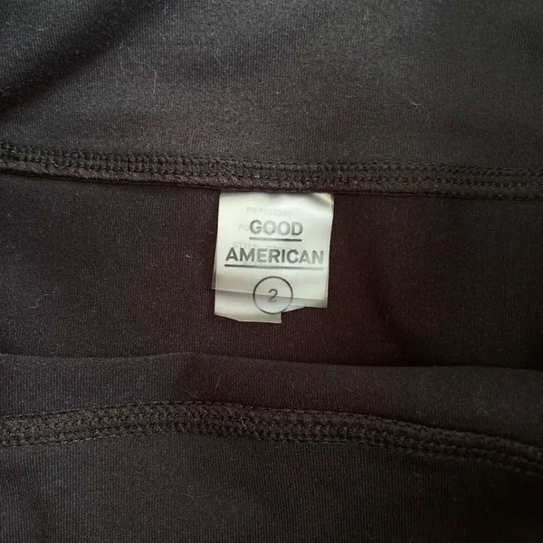 Good American Black Leggings size 6 - Image 5