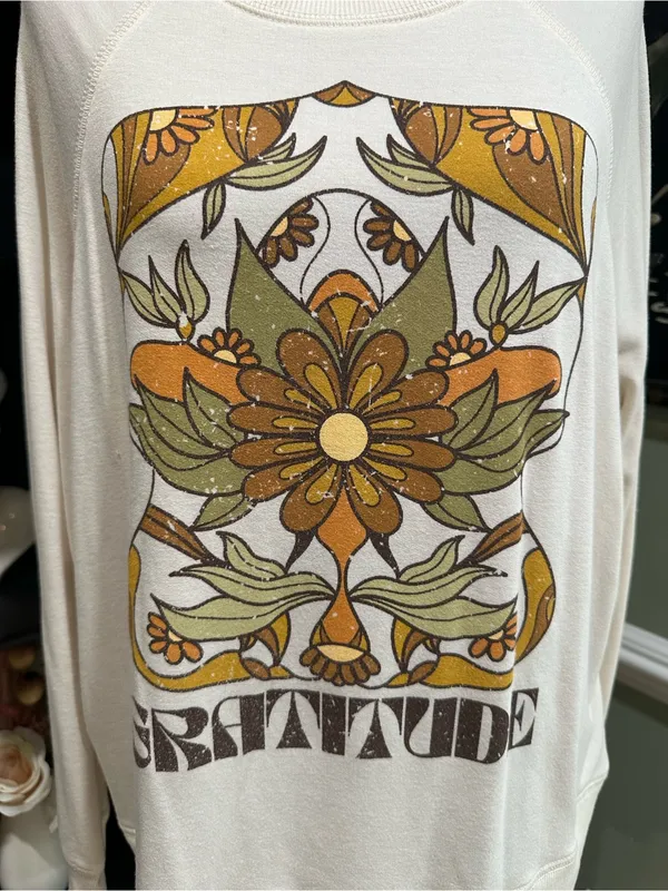 Altar’d State “GRATEFUL” Floral Sweater – Soft & Oversized – Size Small - Image 3