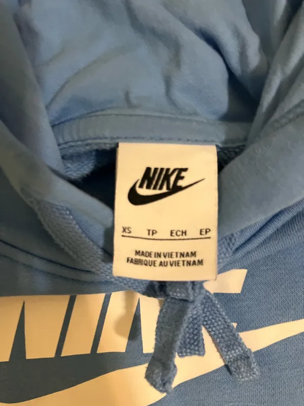 Blue Nike Cropped Hoodie Women’s - Image 3