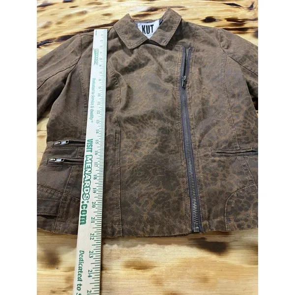 Kut From The Kloth Women Faux Suede Size‎ Medium Zip Jacket Leopard Print Preppy - Image 4