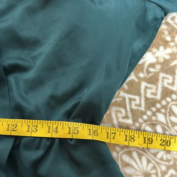 J CREW Woman's Green Satin Surplice Long Sleeve Top Peplum Blouse SZ M - Image 8