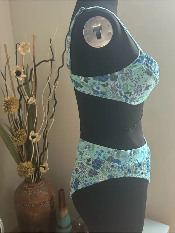 Floral Underwire Bikini Set in Aqua Blue - size L - Image 2