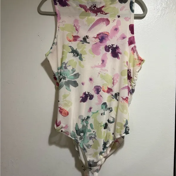 Steve Madden Dalia Floral Draped Bodysuit Top size L - Image 3