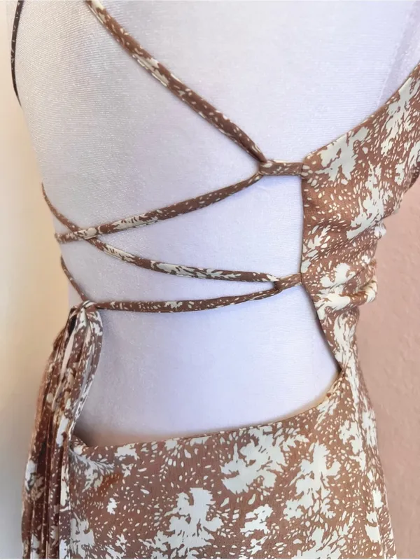 Lulus Picturesque Moments Brown Floral Print Strappy Maxi Dress xs - Image 11