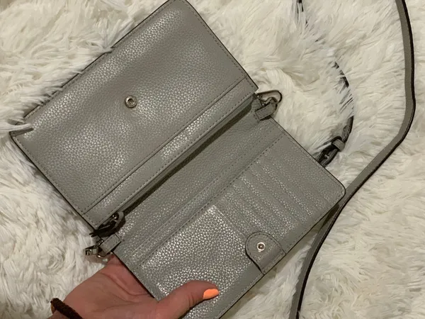 Michael Kors Crossbody - Image 4