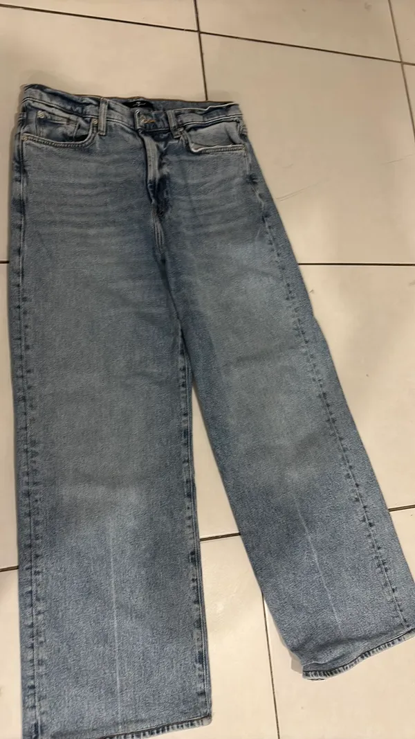 Aiden Light Wash Straight-Leg Jeans | Vintage-Inspired Denim | Casual Everyday Essential - Image 6