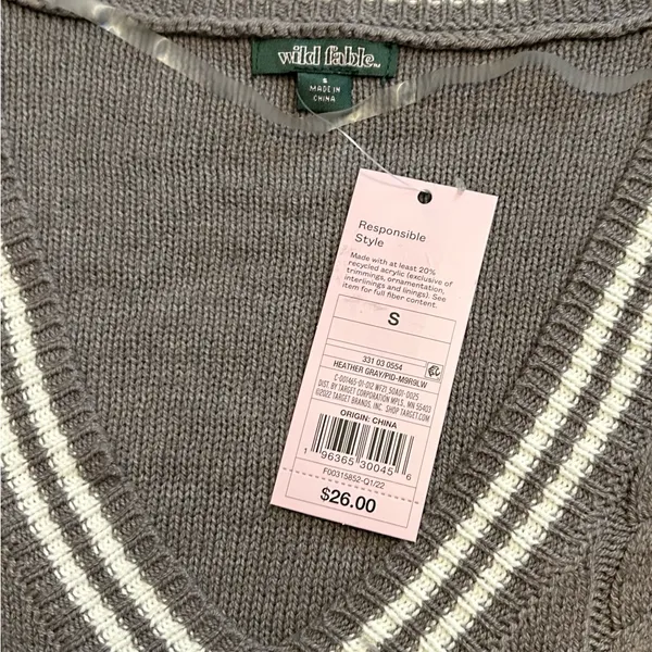 wild fable grey Cable-Knit V-Neck Sweater Vest with Ivory Trim - Image 5