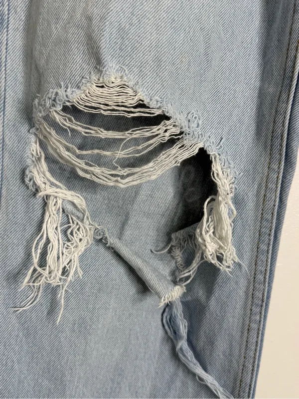 Abercrombie & Fitch Curve Love Slouchy Jeans 24 Short Distressed Wide Leg - Image 3