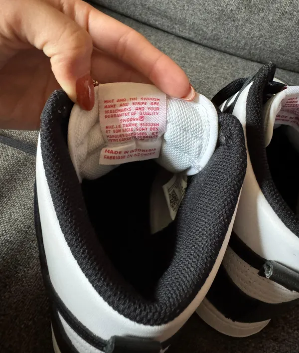 Nike Dunk High Top - Image 6
