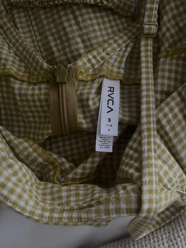 RVCA Dress - Image 4