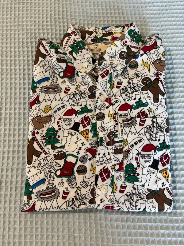 Men’s Hollister Christmas Button Down Shirt - Image 2