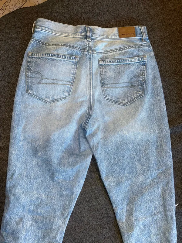 American Eagle Outfitters Mom Jean - Image 6