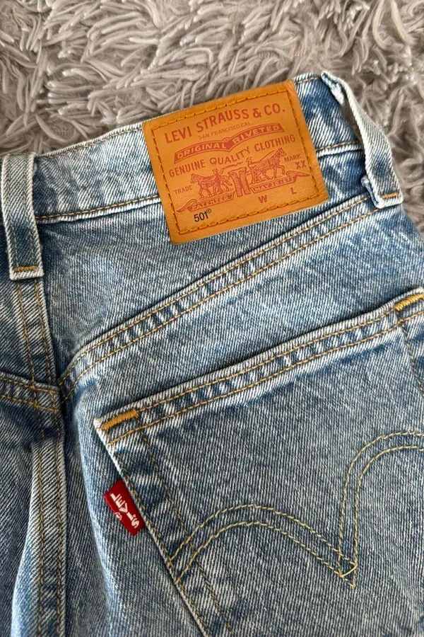 Levi’s 501 Jeans - Image 3