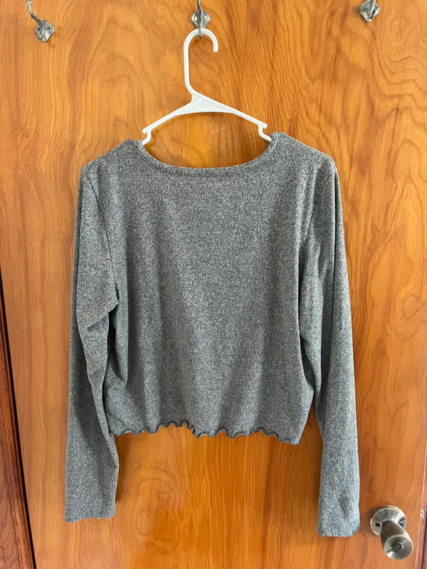 American Eagle Outfitters Long Sleeve - Image 2