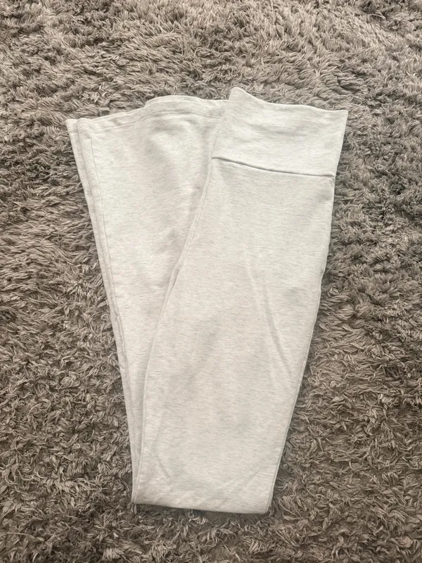 Edikted Fold Over Leggings Flare - Image 3