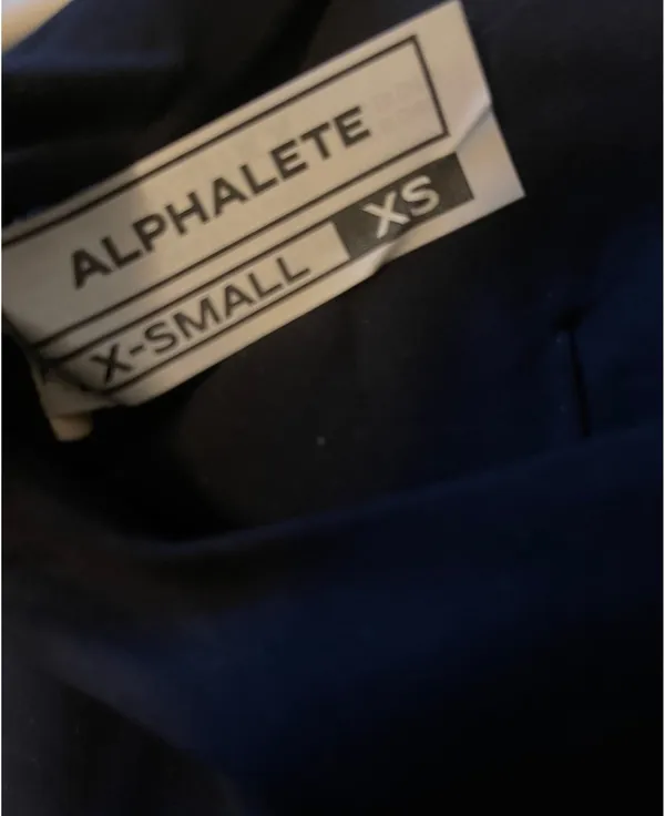 Alphalete Sports Bra - Image 4