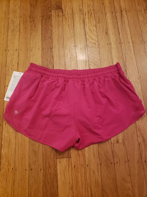 Lululemon Hotty LR Hot Pink Athletic Lined 2.5" Shorts Size 12 Outdoor - Image 4