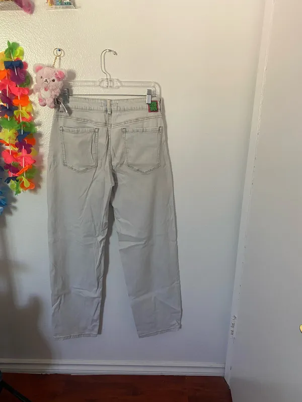Light Wash Empyre Tara Jeans - Image 2