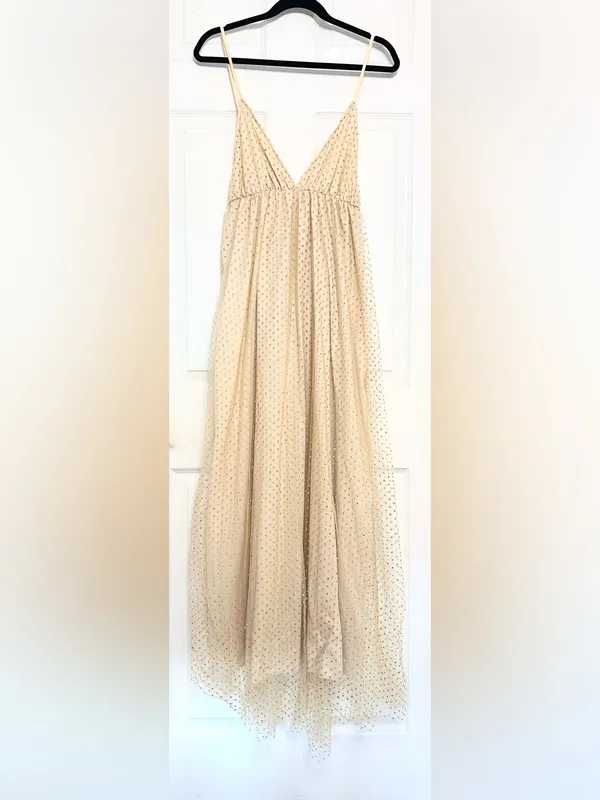 Beginning Boutique NWOT Faeriesty V-Neck Glitter Maxi Dress – Champagne/Gold – L - Image 4