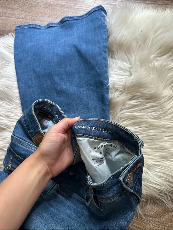 AMERICAN EAGLE Low Rise Flare Jean - Image 5