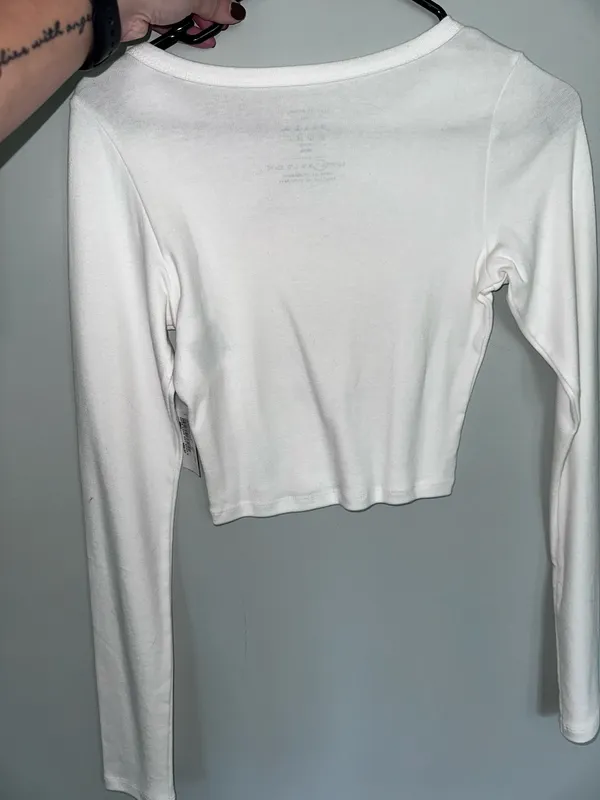 Cropped Billabong T-Shirt Long Sleeve - Image 2