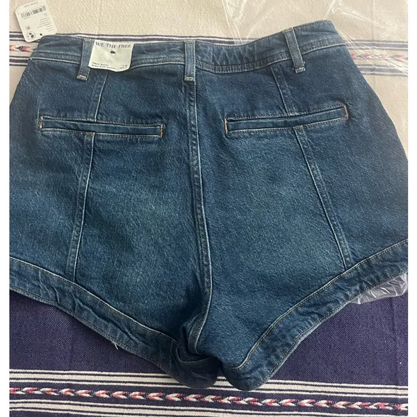 ***SOLD ***FREE PEOPLE NWT. Mona high rise denim - Image 6