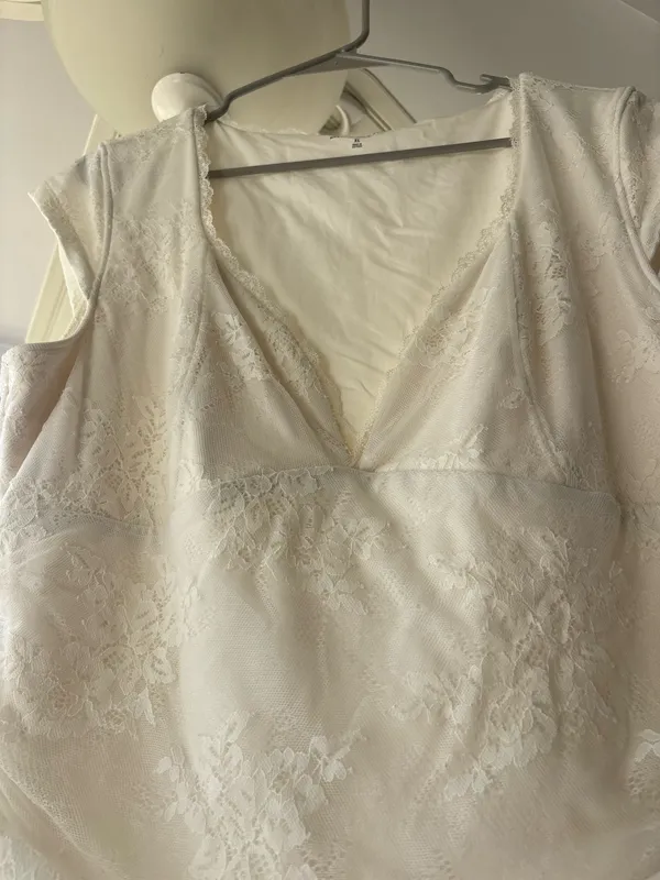 Lace Hollister Top White - Image 2
