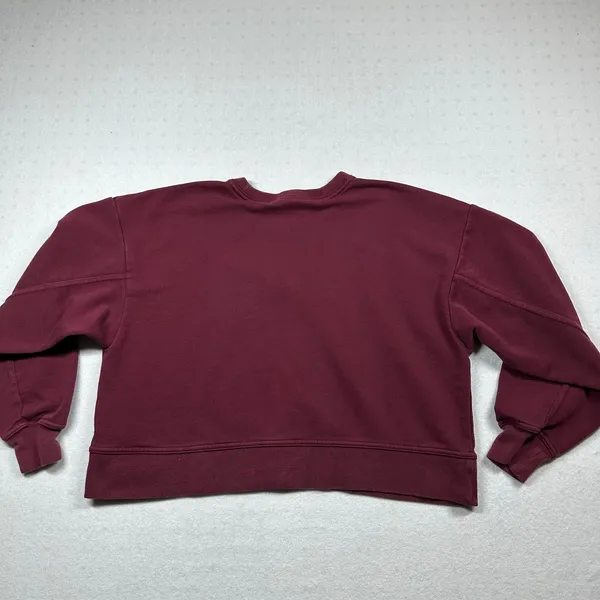 Nike Women’s Cropped Crewneck Sweatshirt Burgundy Logo Fleece Size Small - Image 2