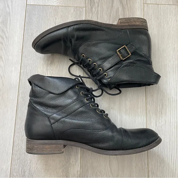 Steve Madden Boots leather ankle lace up foldover womens Black (size 7.5) 90s - Image 3