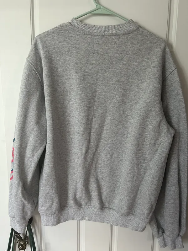 Urban Outfitters Sweatshirt - Image 3
