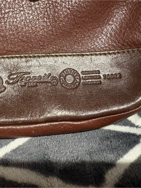 Fossil Leather Bag with Key - Image 3